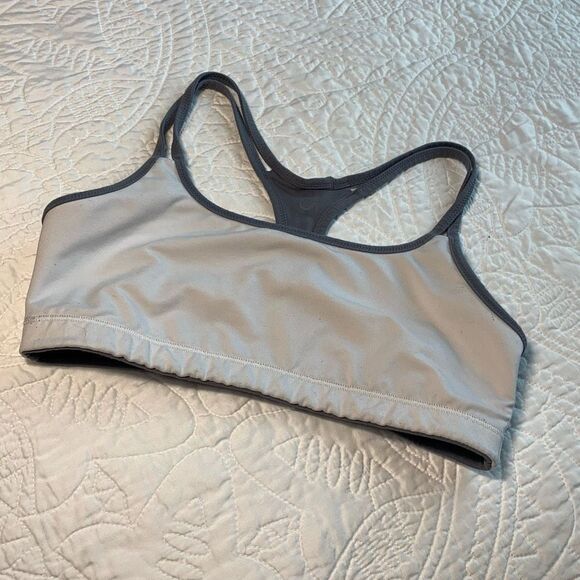 GapFit Low Impact Racerback Reversible Sports Bra Gray & White Small - Picture 5 of 5